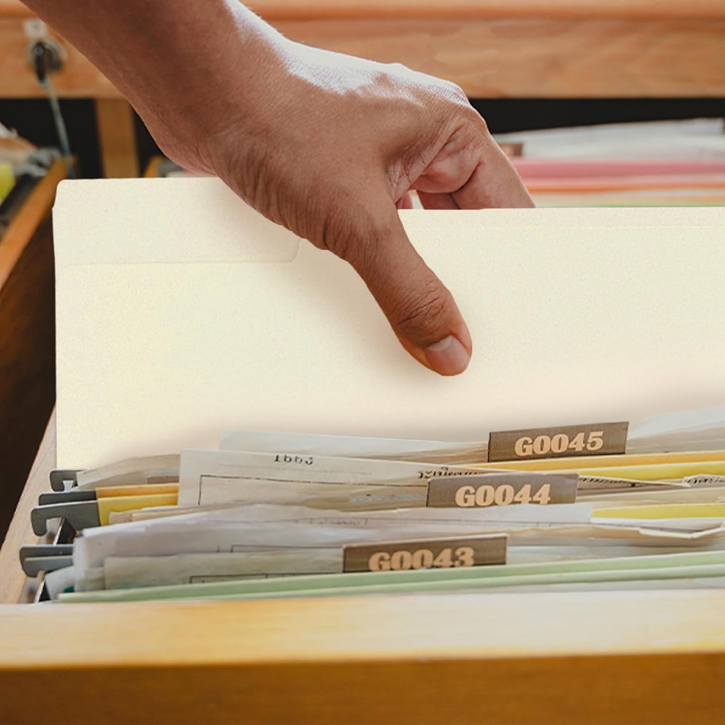 Manila File Folder,Manila Folder 8.5x11,Manilla Folders Letter Size,100 Per Box,1/3 Cut Tabs Folder for School,Office,and Home Organization