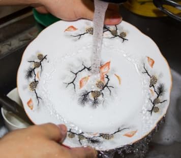 Permanent Marke Ceramics Pens 12 Colors Porcelain Paint Brush Pen for Both Glazed and Unglazed Ceramics Christmas Decoration Wine Markers