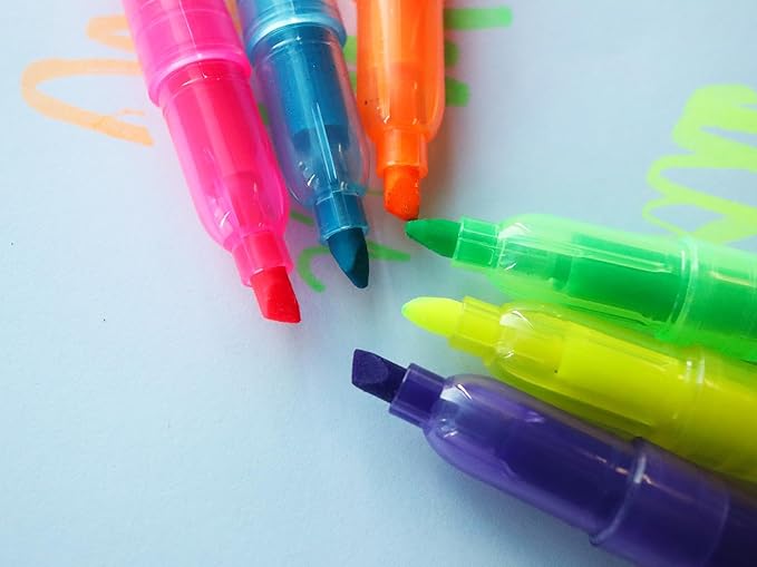 SKKSTATIONERY 36-Pcs Mini Highlighters with Key Ring, Colored Quick Dry Highlighter Markers Chisel Tip Bright Assorted Colors Highlighter Pens 3.5''